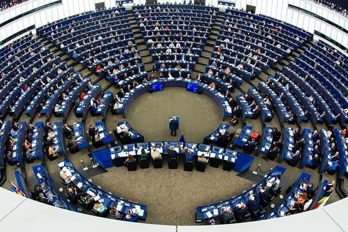 Европарламент призвал ЕС расширить санкции и работать над привлечением режима Лукашенко к ответственности