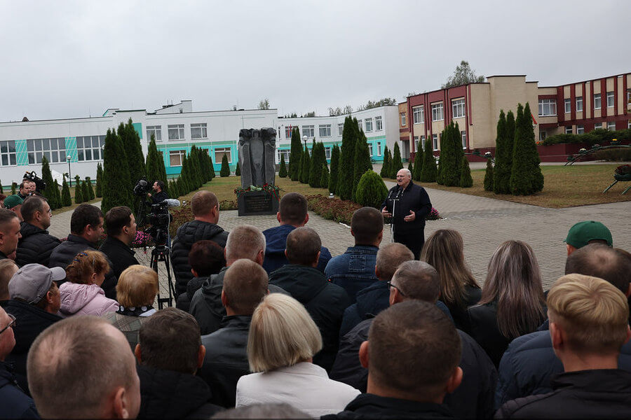 Беларускія вайскоўцы патрэбныя на мяжы з Украінай, каб пазбегнуць 